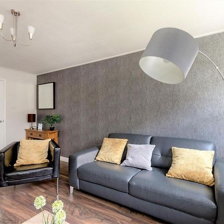 Stunning 1 Bed At Holyrood Palace & Arthurs Seat 에든버러 외부 사진