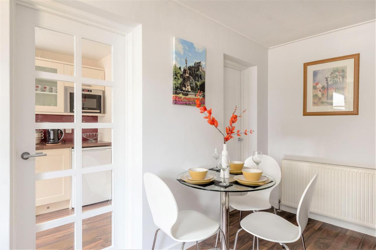 Stunning 1 Bed At Holyrood Palace & Arthurs Seat 에든버러 외부 사진