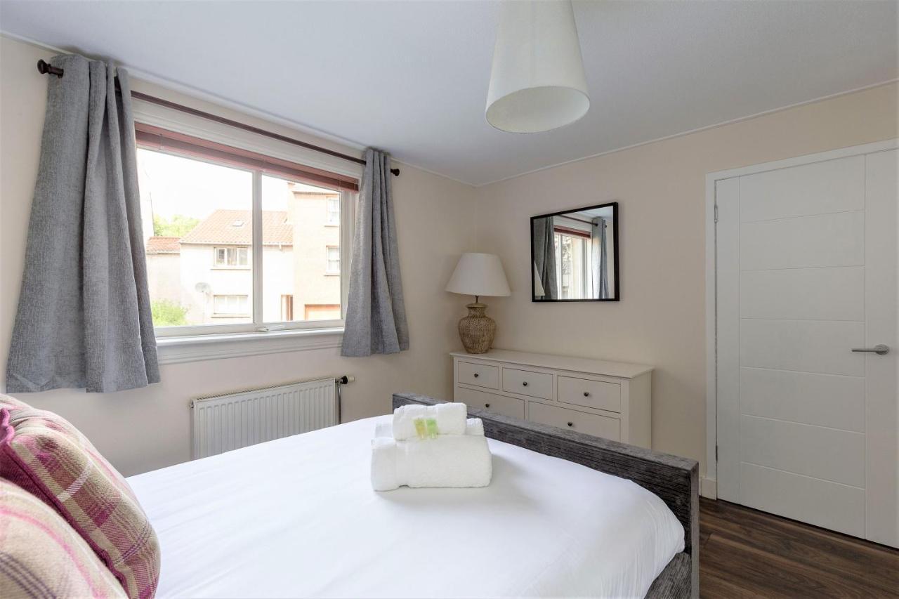 Stunning 1 Bed At Holyrood Palace & Arthurs Seat 에든버러 외부 사진