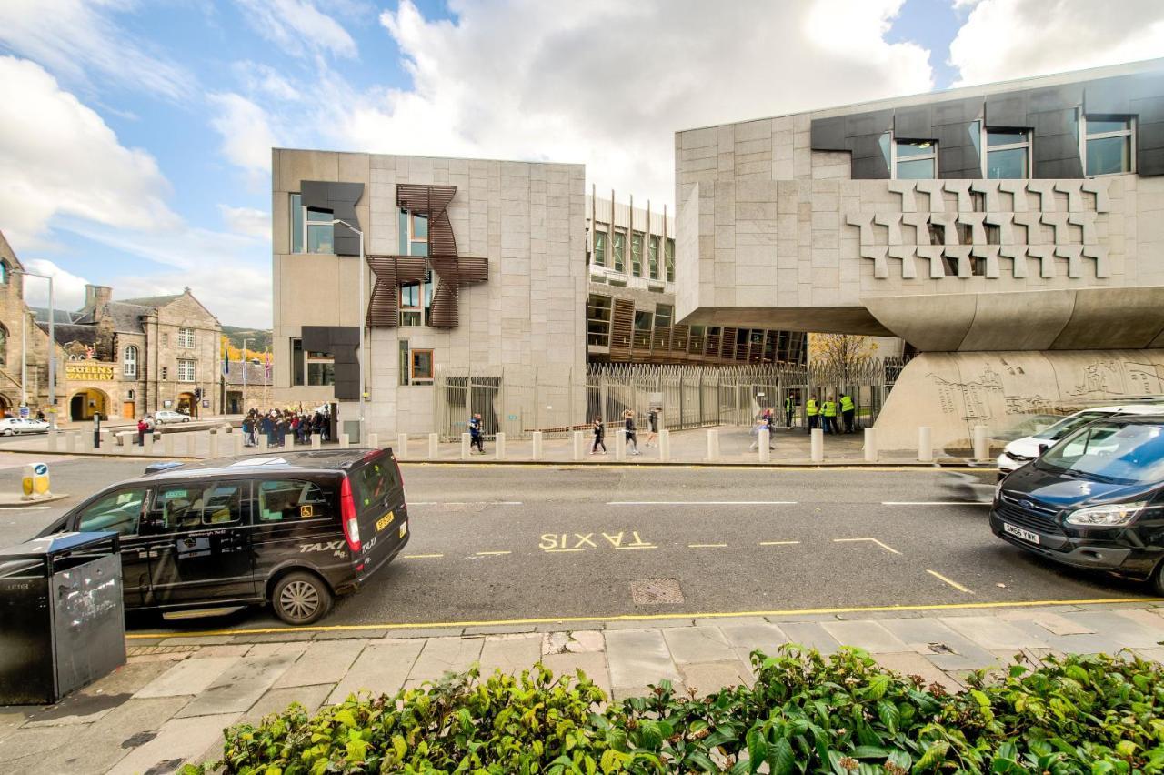 Stunning 1 Bed At Holyrood Palace & Arthurs Seat 에든버러 외부 사진