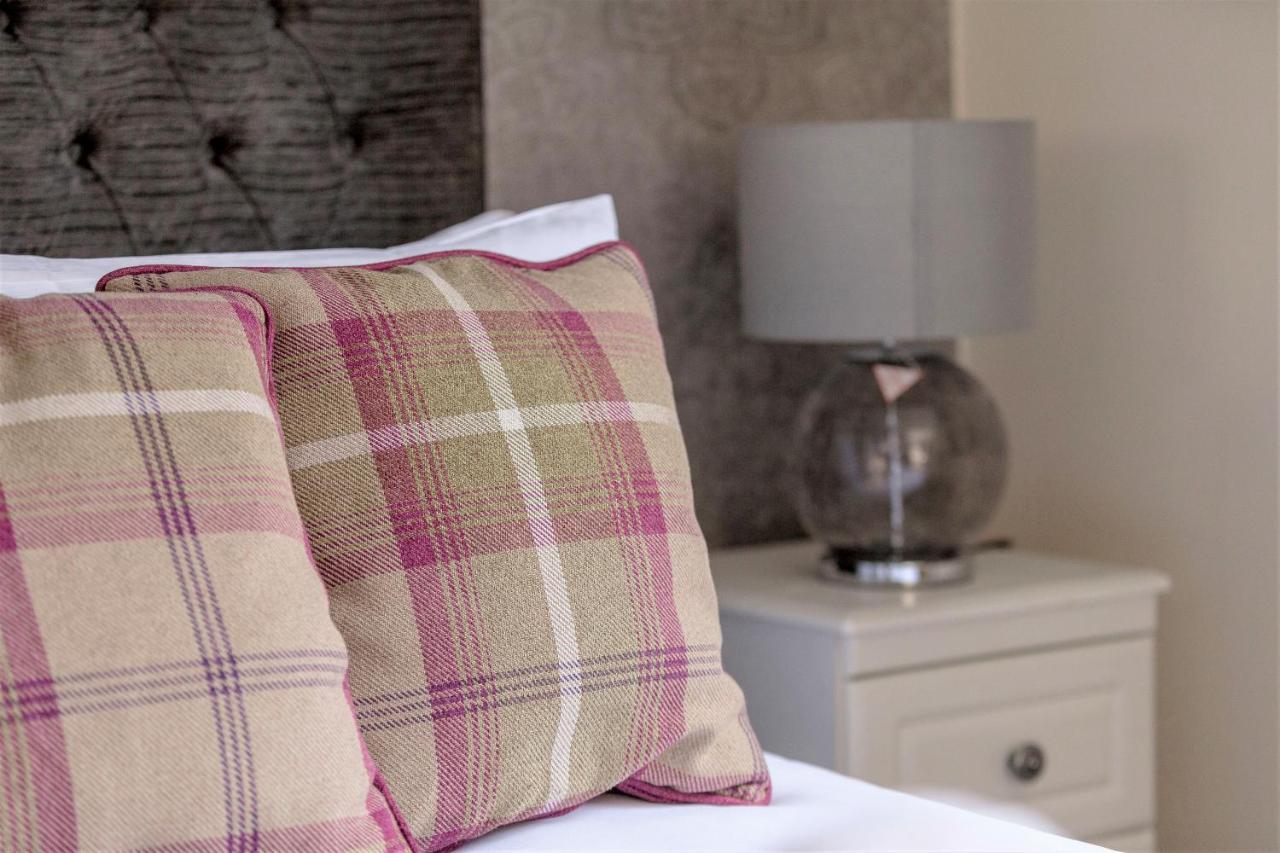 Stunning 1 Bed At Holyrood Palace & Arthurs Seat 에든버러 외부 사진